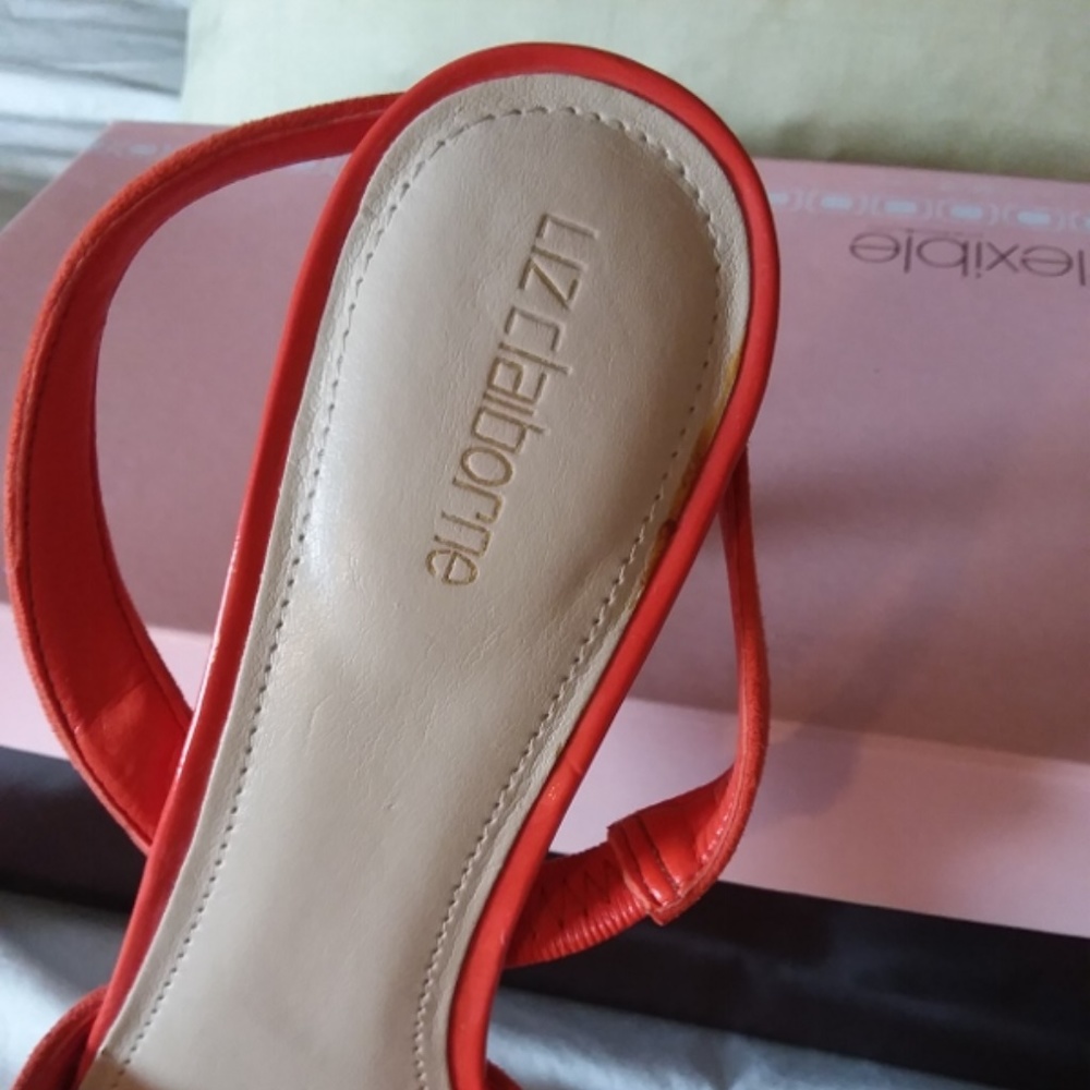 Liz Claiborne Sling Back Pumps Suede Shoes EUC - Picture 7 of 8